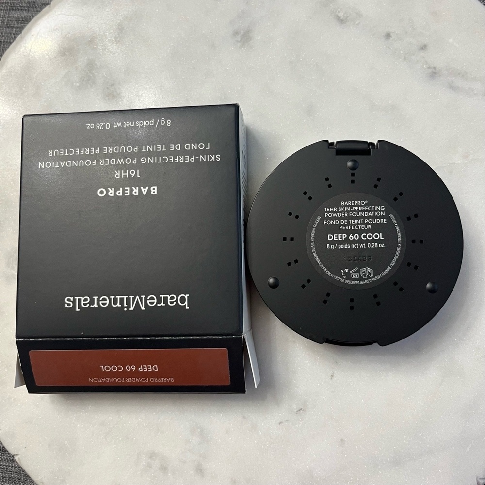 New bareMinerals DEEP 60 COOL Barepro‎ 16HR Skin-Perfecting Powder Foundation